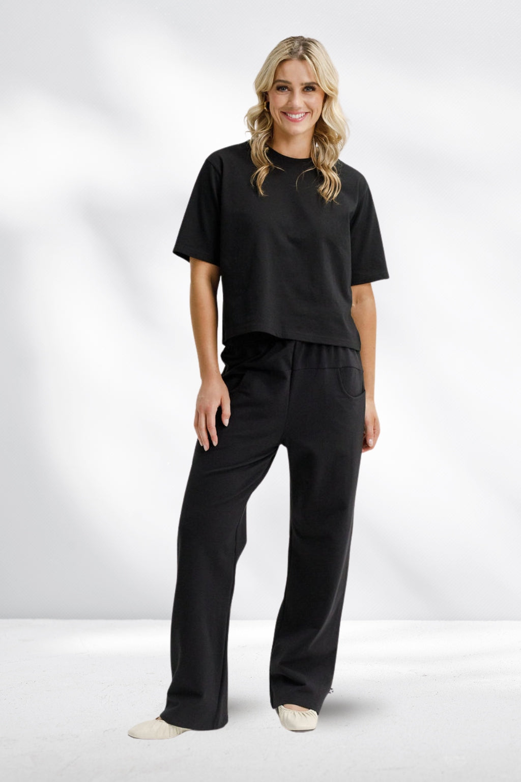 Homelee Avenue Pants Black with Graphite Daisy X